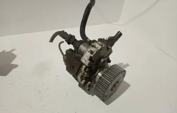 Opel Astra H Fuel injection high pressure pump 8973279241 0445010086