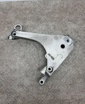 BMW i3 Engine mounting bracket 6878935