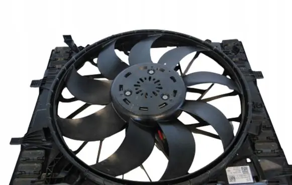 Mercedes-Benz Vito Viano W447 Electric radiator cooling fan A0999067903