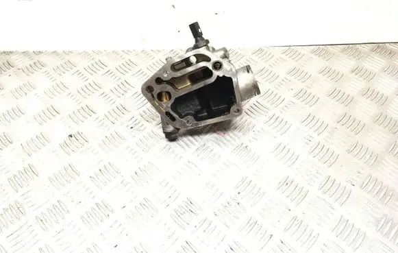 Volkswagen New Beetle Oil filter mounting bracket 06A115417 3JA