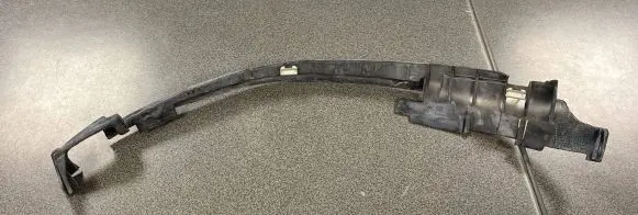 Audi Q7 4L Radiator trim 7L0121331B