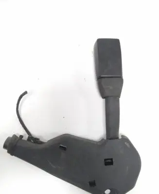 BMW 5 E39 Front seatbelt buckle 8257796 140301