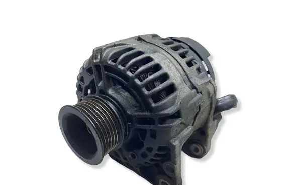 Volkswagen Golf IV Generator/alternator 028903028DKASACJ 028903028D 0124325003