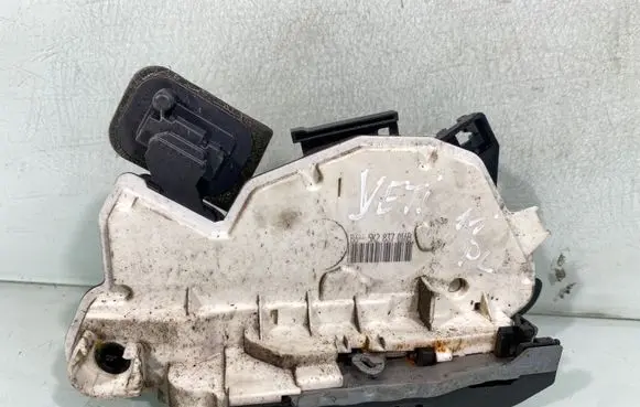 Skoda Yeti (5L) Front door lock 5k2837016b