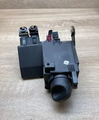 Mercedes-Benz E W210 Light switch 2105452004