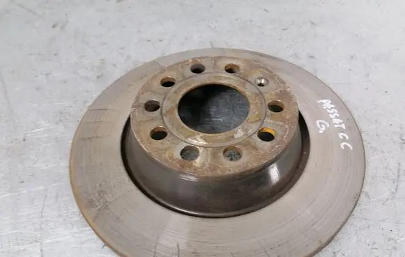 Volkswagen PASSAT CC Rear brake disc