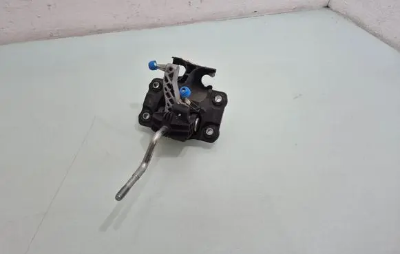 Honda CR-V Gear shifter/selector 54000SWWG010M1
