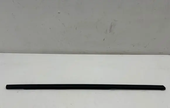Fiat 600 Rear door glass trim molding 
