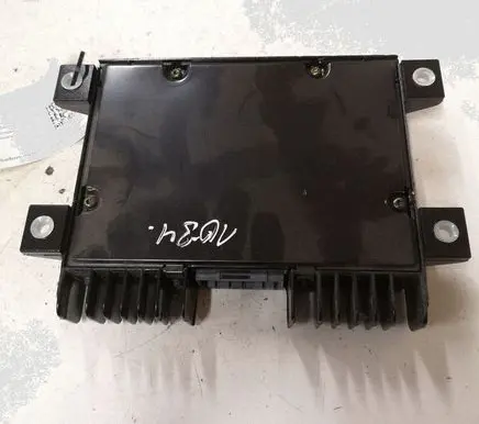 Mazda 6 Sound amplifier GM1A6692X 111160411