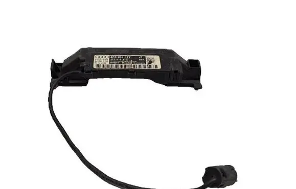 Audi A6 S6 C6 4F Front seat light 4F0951177