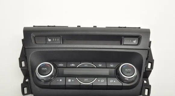 Mazda 3 III Climate control unit B62V61190D