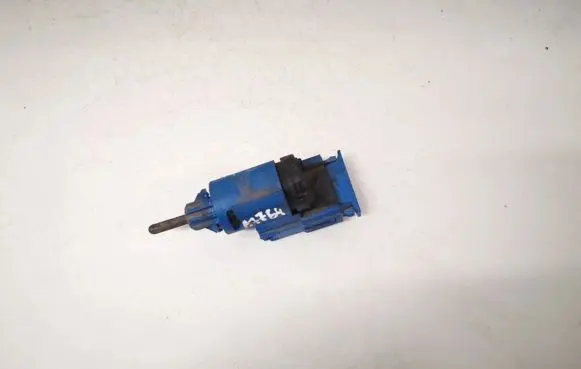 Volkswagen PASSAT B4 Brake pedal sensor switch 1j0927189e