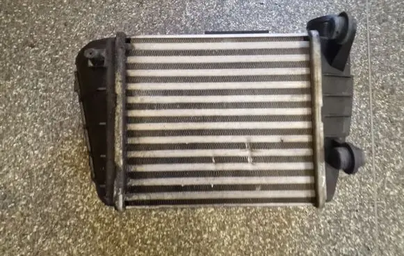 Audi A4 S4 B7 8E 8H Intercooler radiator 8E0145806L