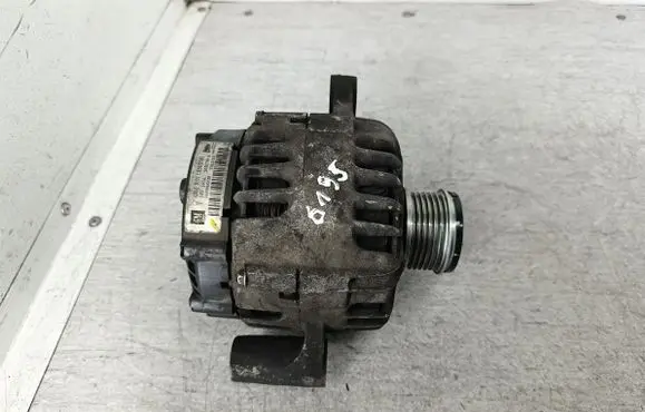 Opel Astra J Generator/alternator 135025812650799A