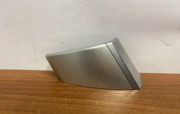 BMW X6 E71 Dashboard glove box trim 70P1064 B542