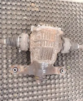Lexus LX 470 Rear differential