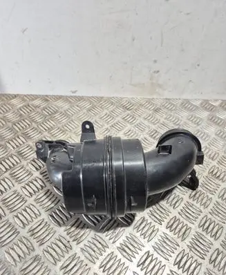 Volvo V60 Intake resonator 31370245