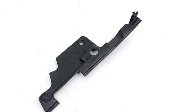 Chrysler Pacifica Fender end trim 68267000AA