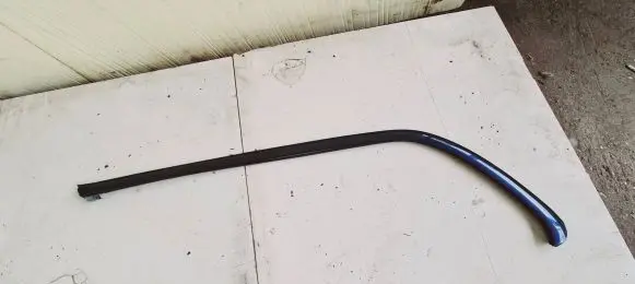 Mercedes-Benz E W210 Rear side glass trim A2106701108
