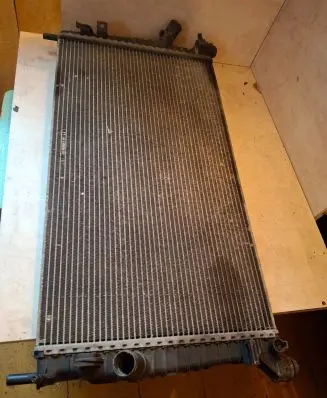 Ford Focus Coolant radiator 3M5H8005TK 16SEP2004 24V1S1801