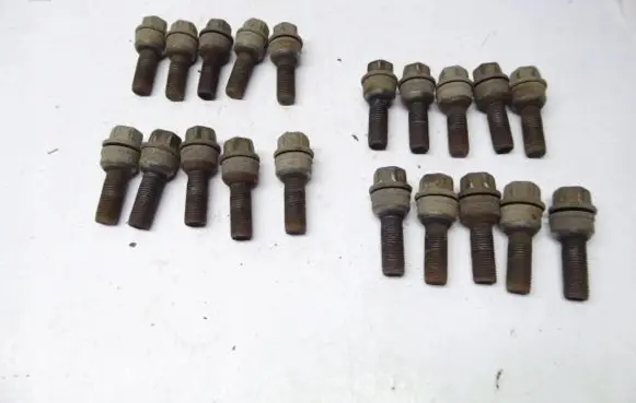 Volkswagen Transporter - Caravelle T5 Nuts/bolts WHT001964A