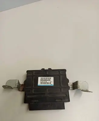 Mitsubishi Pajero ABS control unit/module MR400420