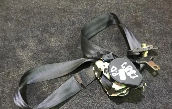 Citroen C8 Front seatbelt
