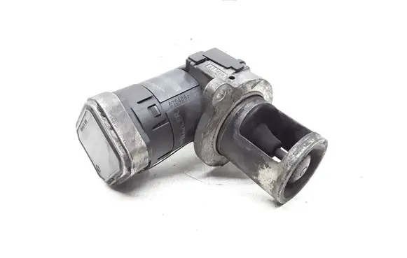 Mercedes-Benz ML W164 EGR valve 00005320C2
