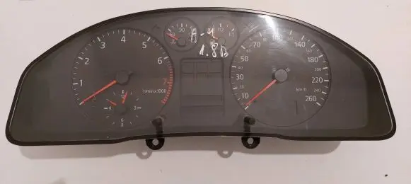 Audi A4 S4 B5 8D Speedometer (instrument cluster) 8D0919861C