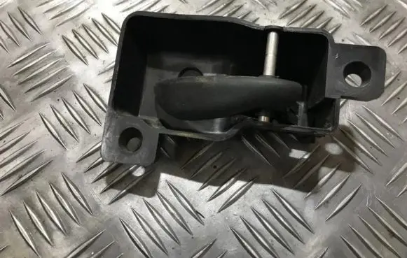 Ford Escort Front door interior handle 95aga22600aa 95ag-a22600-aa