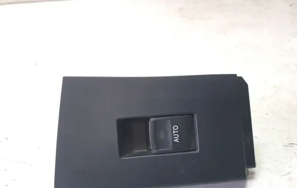 Toyota Auris E180 Electric window control switch 7427102630