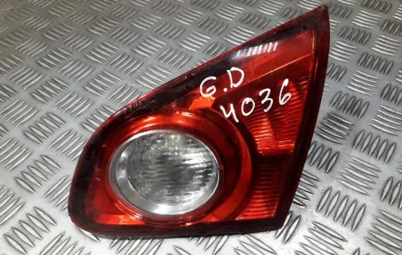 Nissan Qashqai Tailgate rear/tail lights 26550jd800 89071064
