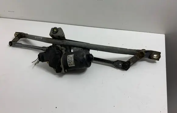 Audi A6 S6 C5 4B Front wiper linkage and motor 8D1955023C 4B1955113A