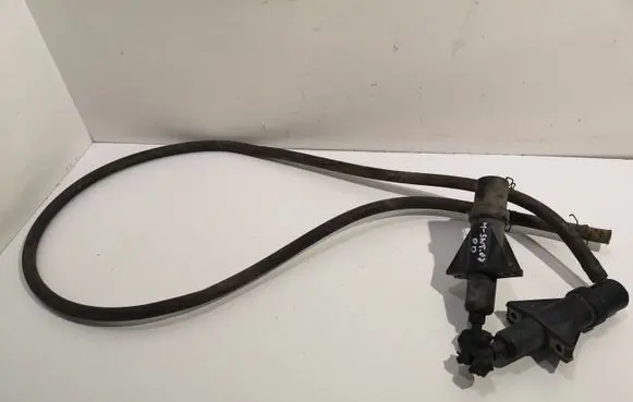 Hyundai Sonata Headlight washer spray nozzle