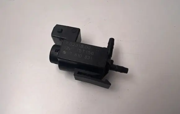 BMW 5 F10 F11 Turbo solenoid valve 70231800