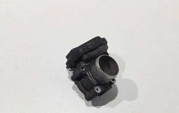 Volvo C30 Throttle valve 9673534480