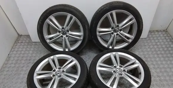 Volkswagen PASSAT B7 USA R18 alloy rim 5616011025C