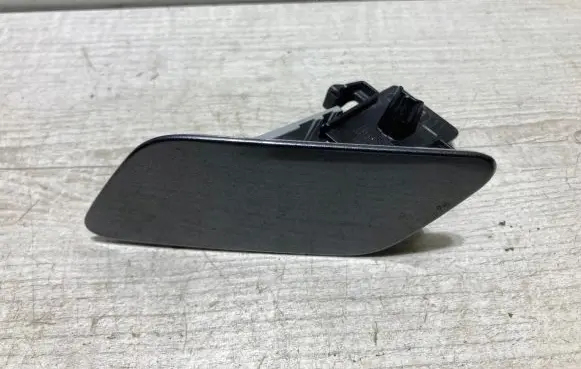 Audi A3 8Y Headlight washer spray nozzle cap/cover 8Y0955275A