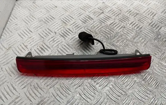 Toyota Avensis T250 Third/center stoplight 8157005090