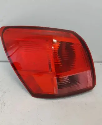 Nissan Qashqai Rear/tail lights 89071061