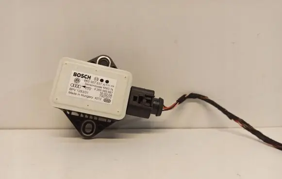 Audi A5 8T 8F ESP acceleration yaw rate sensor 8K0907637A