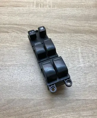 Nissan Primera Electric window control switch 25401AV640