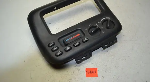 Chrysler Voyager Climate control unit P4677215 0856A