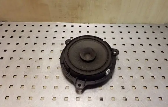 Nissan X-Trail T31 Rear door speaker 28156EU00A