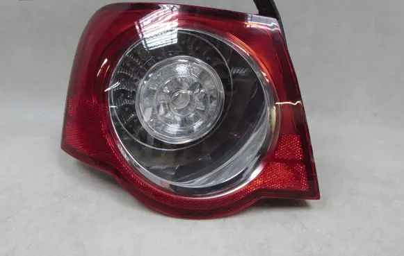 Volkswagen PASSAT B6 Rear/tail lights 3C5945095 58333