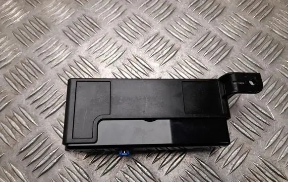 Hyundai Kona II Radio antenna 96240BE450
