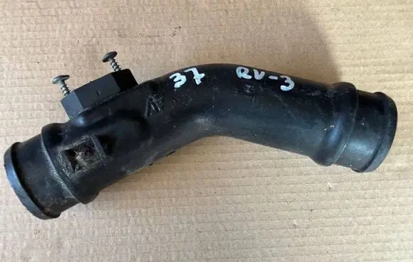 Intercooler hose/pipe