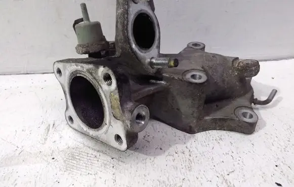 Toyota Corolla E120 E130 EGR valve line/pipe/hose