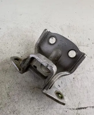 Hyundai Santa Fe Rear door upper hinge