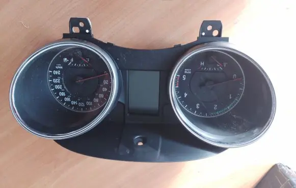 Jeep Grand Cherokee Speedometer (instrument cluster) 68186244AA